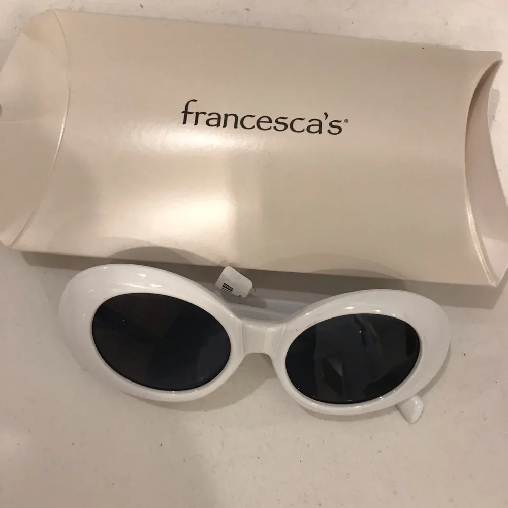 Francesca’s Collection White Frame Fashion Sunglasses